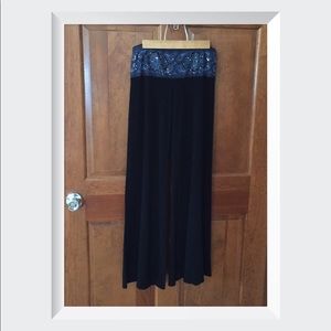 SOLD☀️Women’s elastic waist pants flared pants